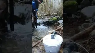 Выкапываем золото, насос для добычи золота и песка! (Золотопромышленная разведка) (полное видео &mdash;...