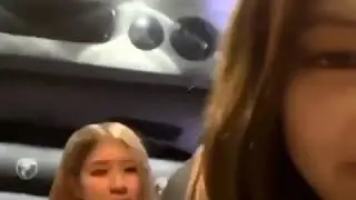 Fan: Would you marry me Rosie? | Ros&eacute;: Okay