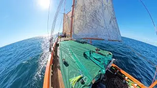 CFLP Épisode 1/13 Madagascar, expédition de pêche en goélette. Voyage à la rencontre des Vézos.