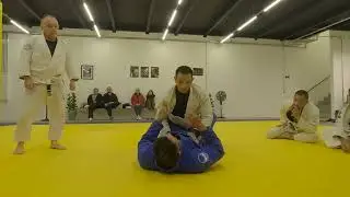 Dia de estrangular o colega!!!
