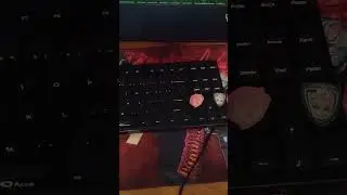 Продаю клавиатуру Akko 3087