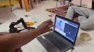 AI Robot Sensing Tomatoes Using Computer Vision