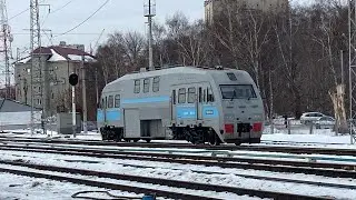 Как же похорошел Оренбургский поезд 105 СПб - Оренбург Трейн споттинг Московский вокзал Петербург