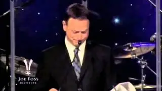 Gary Sinise Receives Joe Foss Institute Patriotism Award