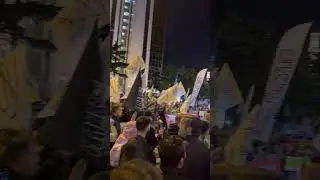 in Istanbul protest against the Israeli targeting of tents of displaced Palestinians in Rafah.