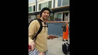 Hare Krishna crew gets the Vibe UP! venice Beach boardwalk live music one love LA Cali January 2023