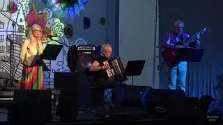 50. BAZUNA - PIOSENKI UKRAIŃSKIE - WAGABUNDY