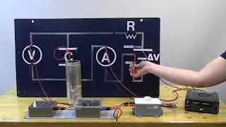 5F30.12 - Capacitor Discharging through a Resistor
