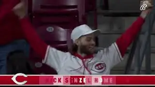 Nick Senzel HITS HIS 1ST HOMER OF THE YEAR | San Diego Padres @ Cincinnati Reds 4/26/2022