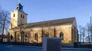 Vad ljus över griften (psalm 146)