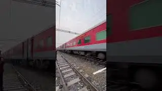 20802 New Delhi-Islampur Magadh Express with GMO WAP7 skipping Bamhrauli(BMU).🚉❤️🔥