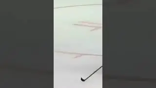 Nick Suzuki with an unbelievable shorthanded goal 🤯