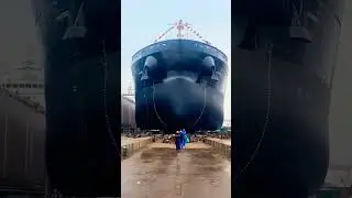 OMG 😱&nbsp; #dangerousjobs #titanicnighty #bigship #seaterror