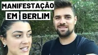 FOMOS PARAR EM UMA MANIFESTA&Ccedil;&Atilde;O | BERLIM | ALEMANHA | QDESTINO