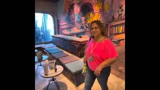 Deck 5 Street Art Bar Walk & mehr, Mein Schiff Relax Kanaren mit Madeira, Fr 2.1.26