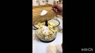 انا بقي هقولك ازاي تفرزيه من غير مايأكسد والا يغير لونه 👩🏻‍🍳بتركه بسيطه هيفضل ابيض لاخر معلقه👍