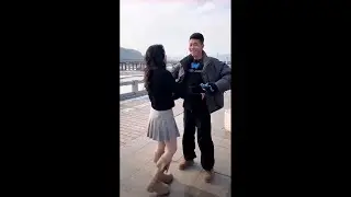 户外与美女的邂逅 #街头采访 #娱乐搞笑 #逗美女