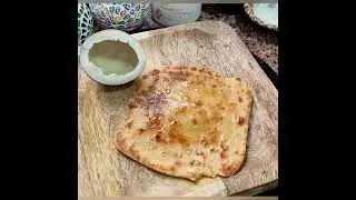 bachpan ki yaadein 🥰😍 cheeni ka Paratha 😋