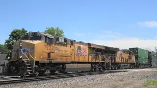 UP 7922 Leads Stack/Auto Rack Train, Grand Mound, IA