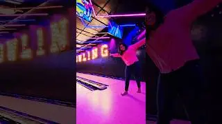 it's easy after 4-5 throws 🥰🥰          #bowling #games #fun #funnyshorts #funny #viral