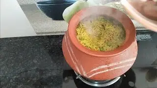 Handi mater pulao winter special/10 min recipe #pulaorecipe #desifood #poojafamilykitchen 