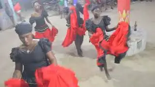 Kay Ougan Yabezwen Bon Gangan Gwoup Rasin Manman Zanfan AP Bay Yon B&egrave;l Prestasyon Dans Vodou 