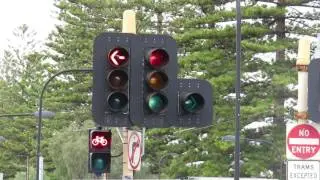 1990s Aldridge 7-Aspect Traffic Light & 2-Aspect 'T' Tram Signals