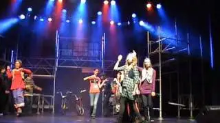 Sct. Ibs Skoles Musical 2009. Sangen: 