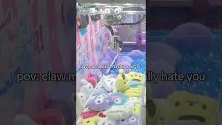 Claw machines love to see me lose😭 #clawmachine #cranegame #fails #funny
