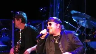 Toto - Acoustic Set/Girl Goodbye - Ridgefield, CT Nov. 12, 2018