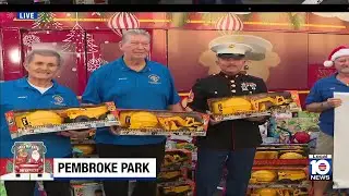 Big Bus Toy Express: Knights of Columbus donate 1,000 toys
