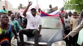 Nigeria arrests tailors over Russian flags at protests | REUTERS