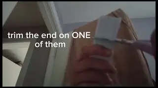how to make a dragon puppet with no tape!!!!! (very bad tutorial)