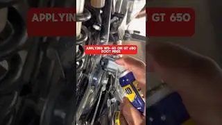 Applying wd 40 On GT 650 Foot pegs🔥#gt650 #automobile #continentalgt650