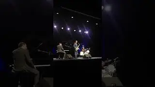 Tommy Roots Trio Live @ Blues o Swing // Hot Mallets / Hot Stick Drums Solo// Lionel Hampton 
