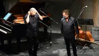 Camp vs Camp - Estàndards de Jazz al piano i contrabaix