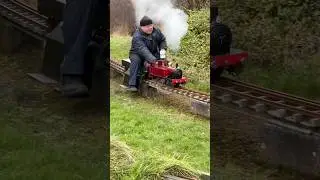 ROUND THE BEND! Watch the Tank Engine #Locomotive Lean into the Curve 🚂✨ #MiniatureRailway