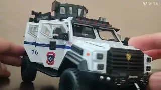 🚔 Unboxing the Armoured Police Enforcer Diecast Model Truck (1:24 Scale) 🚔