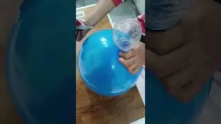 Holi balloon🎈 hack | Holi colour Smoke bomb💣 idea #holi #hack #colour #holibomb #holihacks #shorts