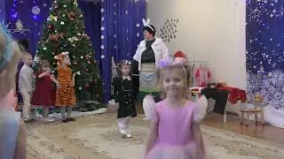 Утренник в д/с Березка группа Пчелки