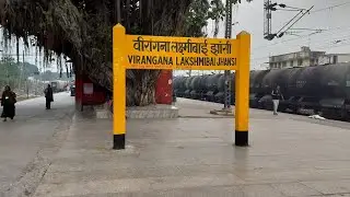 Veerangana laxmibai Jhansi Railway station retiring room details video 