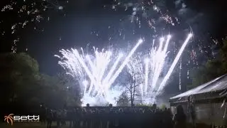 Matrimonio con i fuochi d'artificio e la tua canzone del cuore