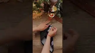 How To Wrap Tarot Cards🌜✨ #tarotforbeginners #tarotshorts #tarotcommunity #witchythings #tarot