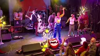 Working Breed &ndash; &ldquo;Just A Girl&rdquo; (No Doubt Tribute Live 2025 | Mr. Smalls Pittsburgh)