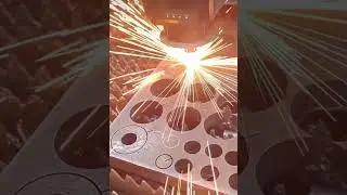 Super powerful laser cutting equipment! 40mm thick steel plate cutting!