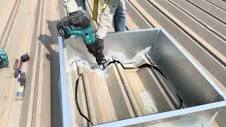 Cắt lỗ lắp đặt Solartube