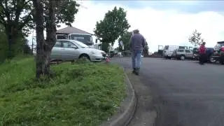 Volunteers Beautify Skinner's Butte