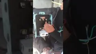 Auto connection in oil starters
