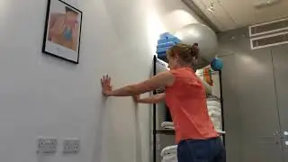 Scapula wall retraction protraction