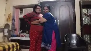 Bear hug challenge 🤗 maa Beti challenge #bearhug #hugchallenge #hug